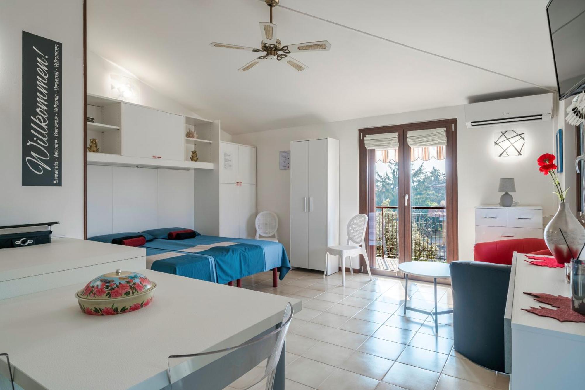 Casa Lugana 15 - Monolocale Con Piscina Fronte Lago 西尔米奥奈 外观 照片