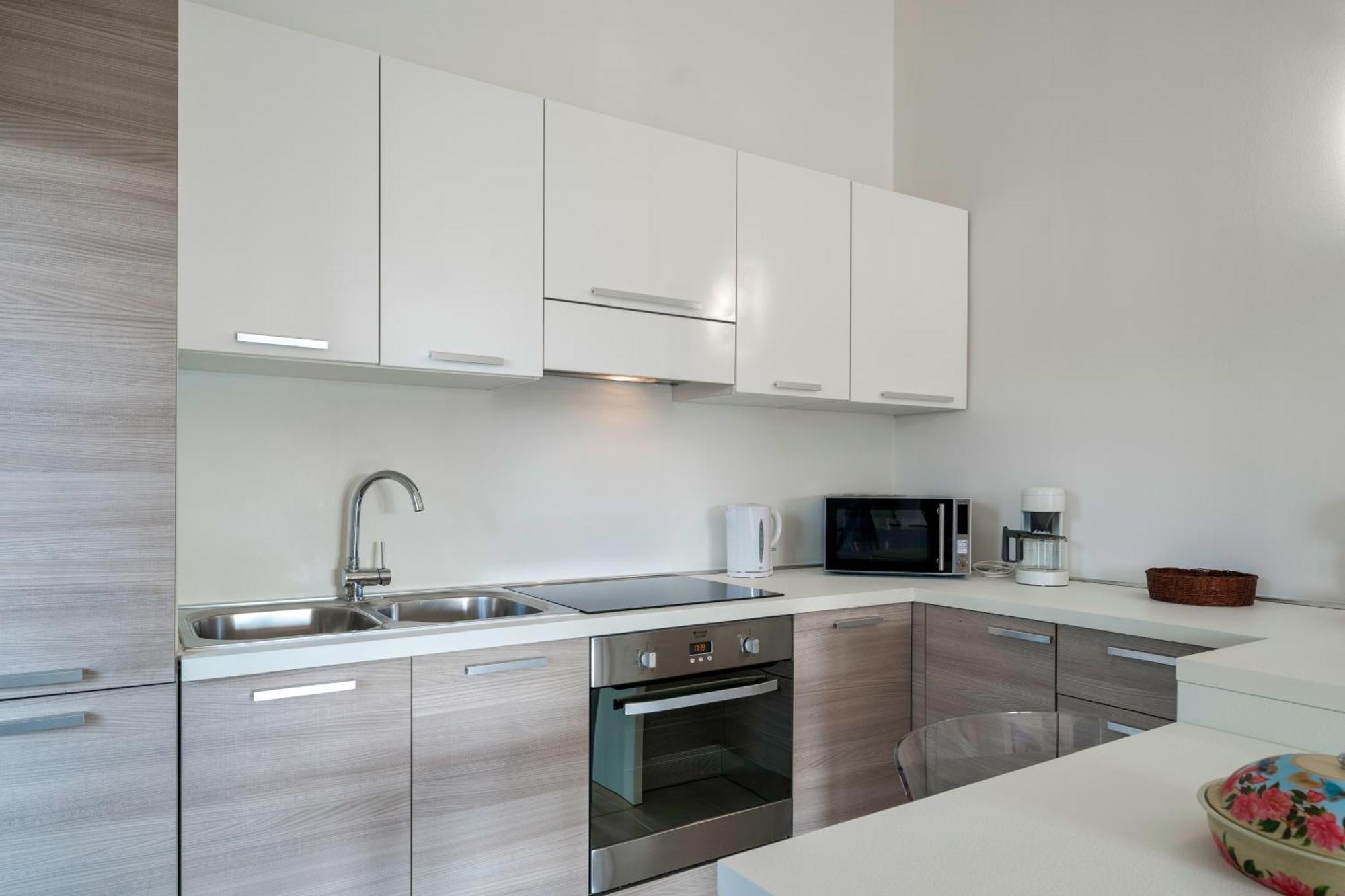Casa Lugana 15 - Monolocale Con Piscina Fronte Lago 西尔米奥奈 外观 照片